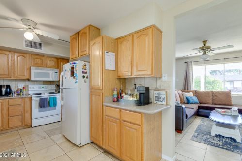 410 El Camino Dr, Phoenix AZ 85051-9122 exterior