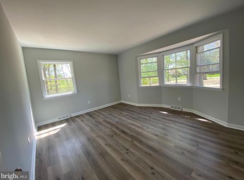 28078 Gaunts Bridge Rd, Columbus NJ  08022-1812 exterior