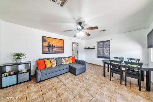 1042 25th Pl, Phoenix, AZ 85008-4917