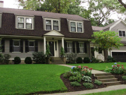 141 Moffat Rd, Newton, MA 02468-1133