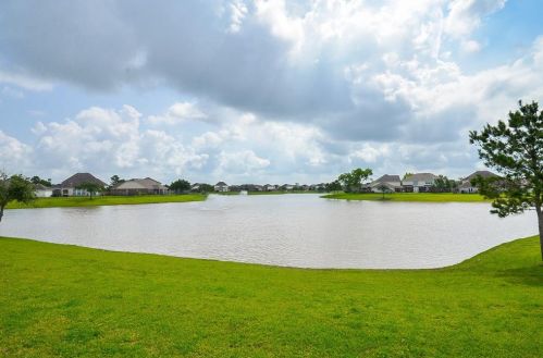 9111 Bonbrook Bnd Ln, Richmond TX 77469-4730 exterior