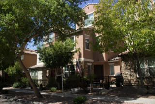 1938 78th Ave, Phoenix AZ  85035-5128 exterior