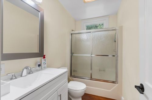 6 Frankwood Ave, Beverly MA  01915-1008 exterior