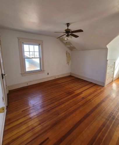 44 Bigelow St, Fall River MA 02720-5408 exterior