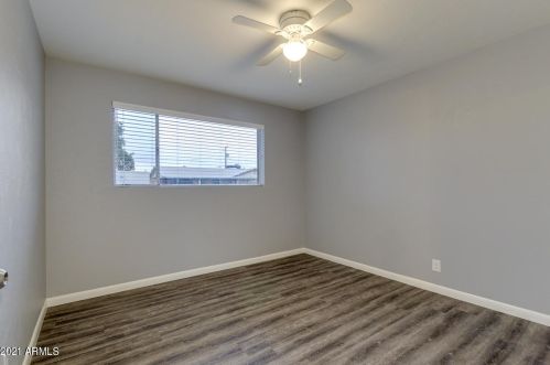 1123 El Camino Dr, Phoenix AZ 85051-4628 exterior