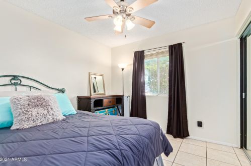 3736 Charter Oak Rd, Phoenix AZ 85032-7452 exterior