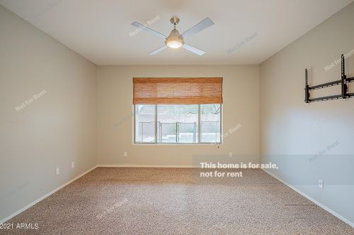 1823 Eastman Dr, Phoenix AZ 85086-1503 exterior