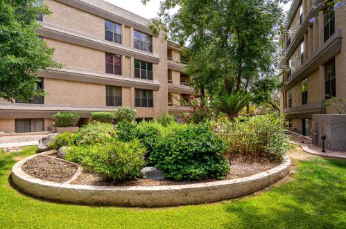 5122 31st Way, Phoenix AZ  85016-4508 exterior