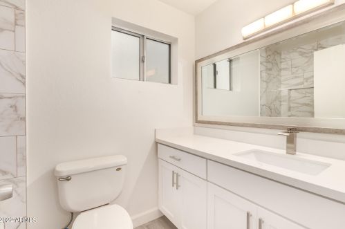 2840 Charleston Ave, Phoenix AZ 85032-9550 exterior