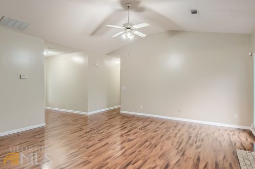 139 Windsor Cir, Stockbridge GA 30281-1864 exterior