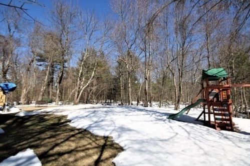 280 Pleasant St, Worcester MA 01609-3201 exterior