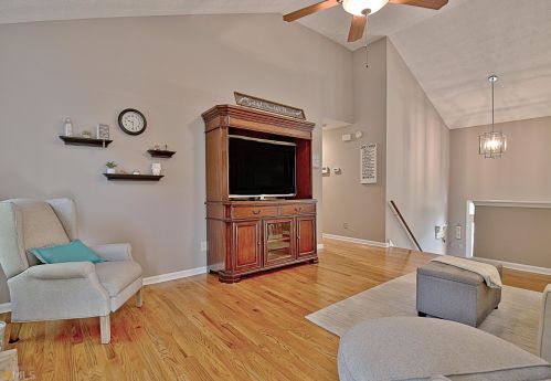 255 Hillandale Dr, Stockbridge GA 30281-3047 exterior