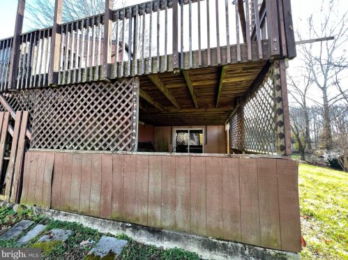 5429 Wolf River Ln, Columbia MD 21045-2258 exterior