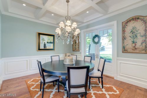 5621 Calle Camelia, Phoenix AZ 85018-4617 exterior