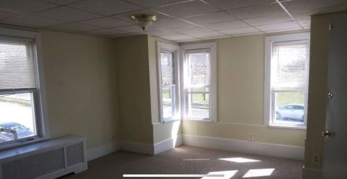 566 Bradford Ave, Fall River MA 02721-1017 exterior