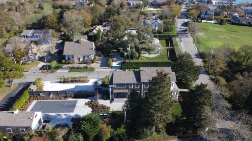 125 Seaview St, Chatham MA 02633-2330 exterior