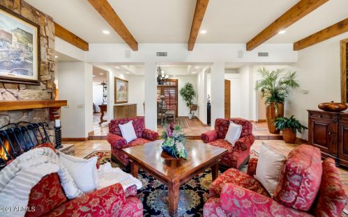 9416 47 St, Phoenix AZ 85028-5204 exterior