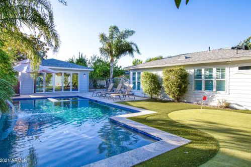 3429 Coolidge St, Phoenix AZ 85018-3425 exterior