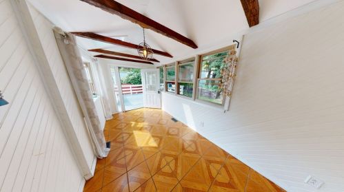 390 Bridle Path, Worcester MA  01604-1353 exterior