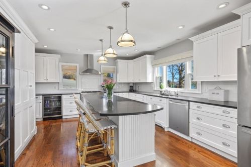 14 Otis Hl Rd, Hingham MA 02043-4510 exterior