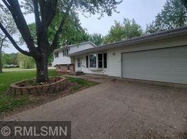 1012 9th Ave, Princeton, MN 55371-1121