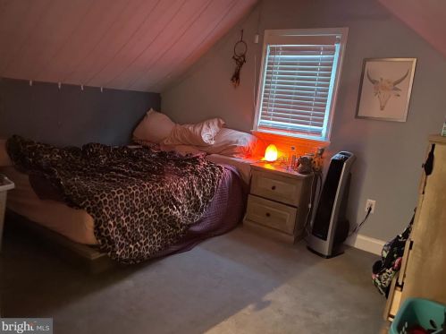 1109 Delsea Dr, West Deptford NJ 08093-2252 exterior