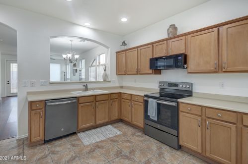 7429 19th St, Phoenix AZ  85042-5795 exterior