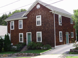 32 Chandler Pl, Newton, MA 02464-1402