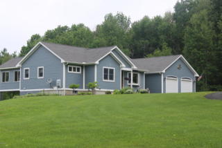 72 Hickingbotham Rd, Peru MA  01235-9800 exterior