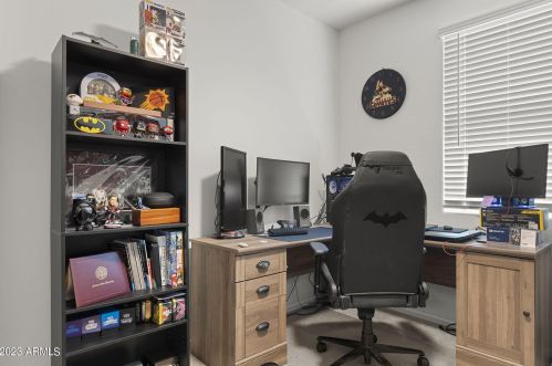 2837 Apollo Rd, Phoenix AZ  85041-5339 exterior