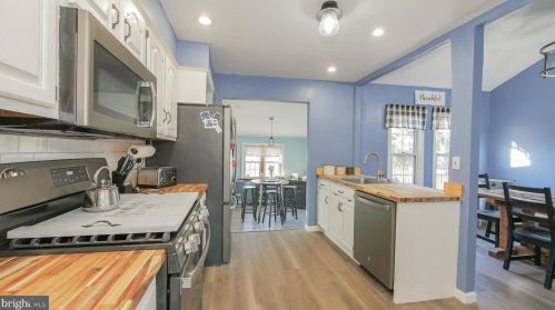 23 Lauderdale Rd, West Deptford NJ 08096-3938 exterior