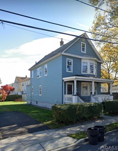 44 Christopher St, Carteret, NJ 07008-3139