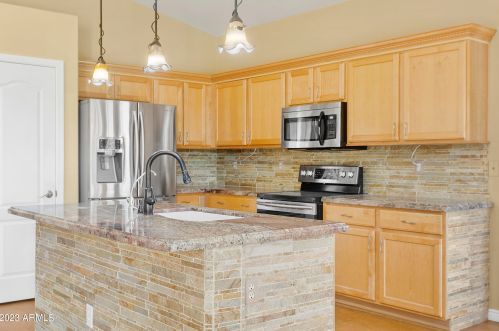 2441 Cielo Grande Ave, Phoenix, AZ 85024-7554