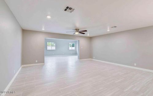 4809 31st St, Phoenix AZ  85040-0791 exterior