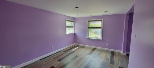 1859 Manhassett Ave, West Deptford NJ 08096-4307 exterior