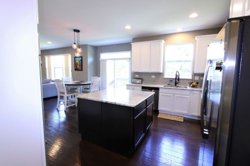 9 Keller Ct, Lemont IL 60440-9054 exterior