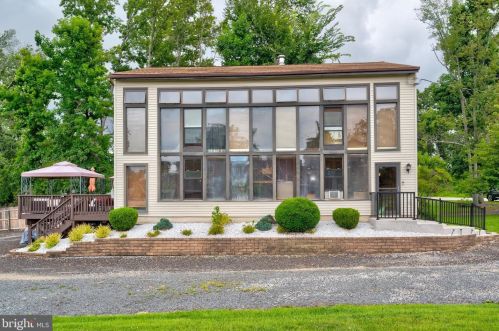 833 Boundary Rd, West Deptford NJ 08096-3614 exterior