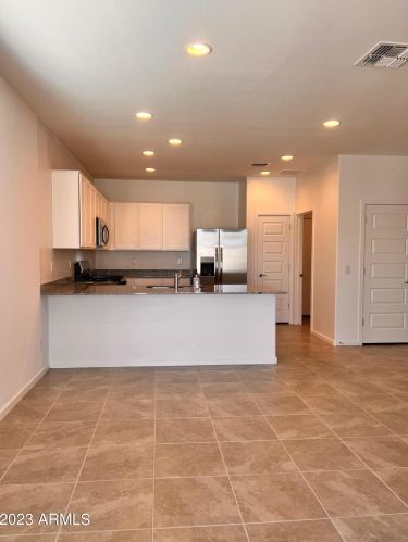 2440 Bowker St, Phoenix AZ  85041 exterior