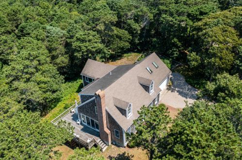 9 Pine Grove Rd, Chatham, MA 02633-2655