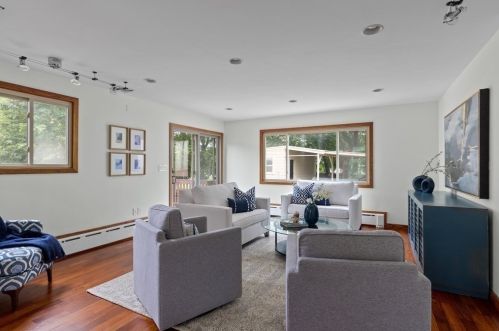 411 Parker St, Newton MA 02459-2545 exterior