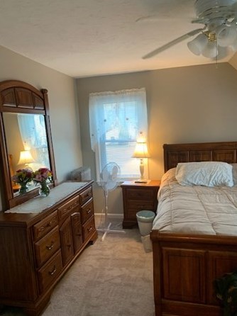 21 Cres St, Whitman MA 02382-2406 exterior