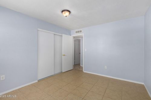 6329 43 Ave, Phoenix AZ 85029-3944 exterior