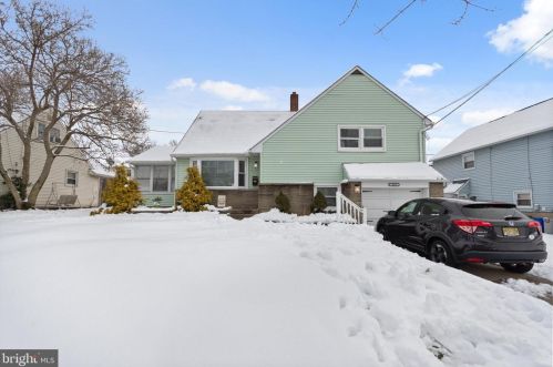 414 Morgan Ave, West Deptford, NJ 08096-2818