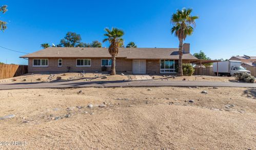 18739 30th St, Phoenix AZ  85050-3409 exterior