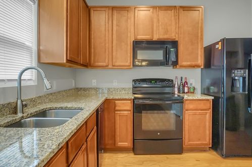 9094 Parlor Dr, Ladson SC 29456-5426 exterior