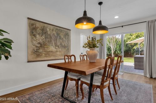 6704 11th St, Phoenix AZ  85014-1028 exterior