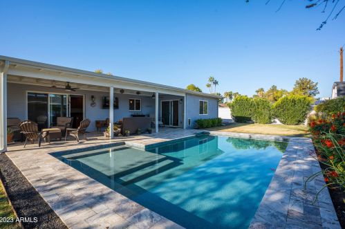 526 Butler Dr, Phoenix AZ 85051-4650 exterior