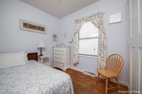 3729 Wenonah Ave, Forest View IL 60402-3949 exterior