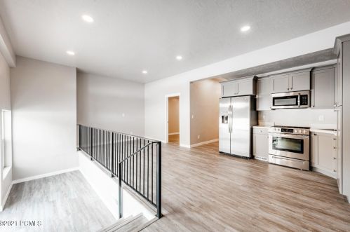 340 Aspen Dr, Park City UT 84098-5131 exterior