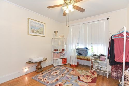 12 Lockeland Ave, Arlington MA 02476-6342 exterior